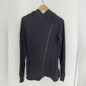 EUC Lululemon Lilac Zip Up Jacket with Hood Size 8